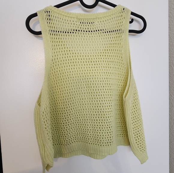 WildFox Pale Yellow Knit Sweater Tank, Size Large - Picture 3 of 7
